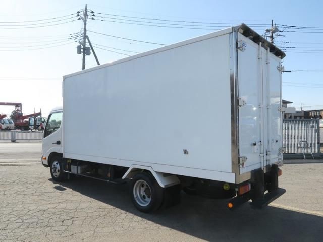 HINO DUTRO 2017 Image 31
