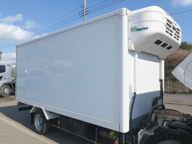 HINO DUTRO 2017 Image 31