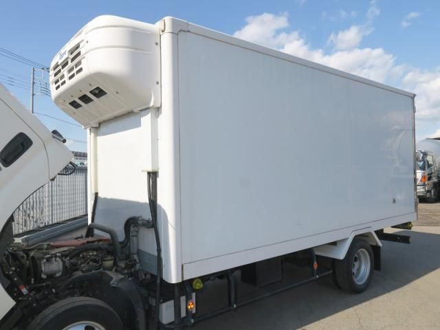 HINO DUTRO 2017 Image 31