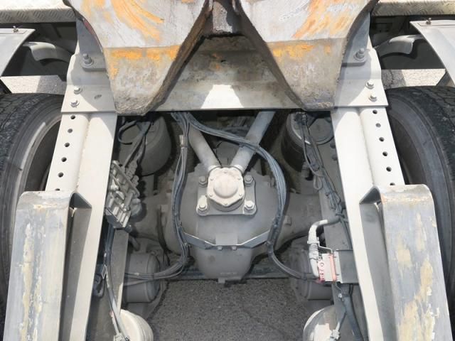 NISSAN DIESEL QUON 2020 Image 31