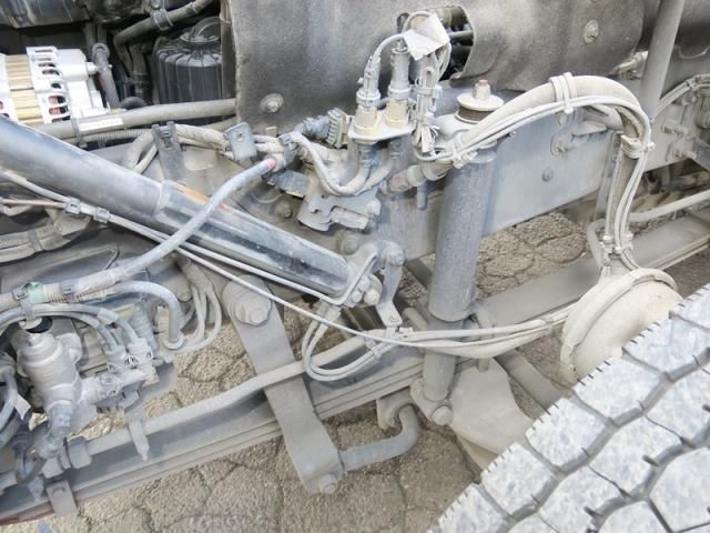 NISSAN DIESEL QUON 2020 Image 31