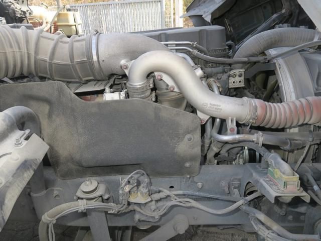 NISSAN DIESEL QUON 2020 Image 31