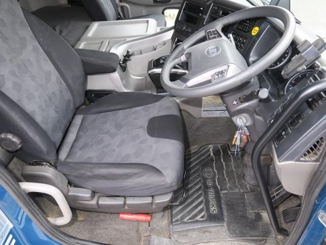 NISSAN DIESEL QUON 2020 Image 31