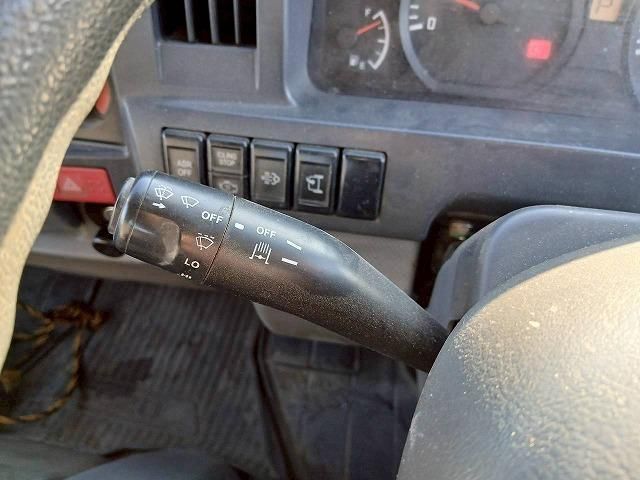 ISUZU ELF 2014 Image 31