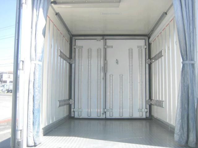 ISUZU ELF 2019 Image 31