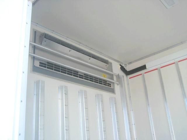 ISUZU ELF 2019 Image 31