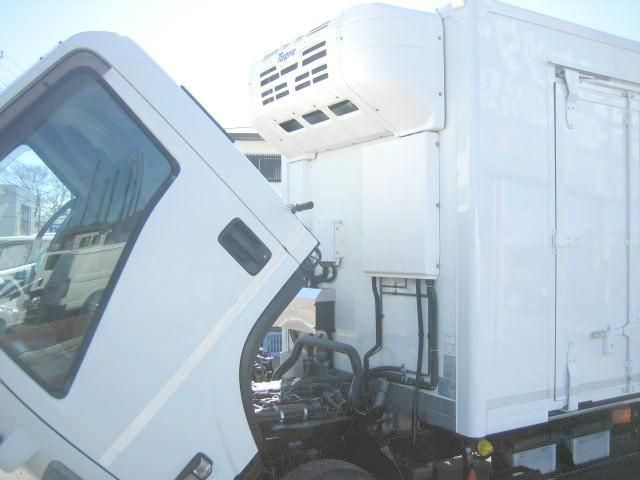 ISUZU ELF 2019 Image 31