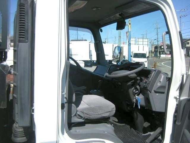 ISUZU ELF 2019 Image 31