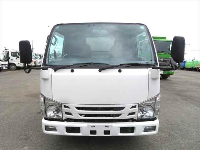ISUZU ELF 2018 Image 31
