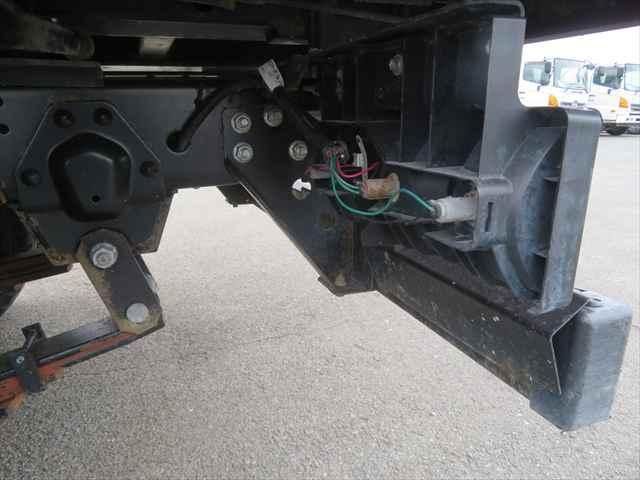 ISUZU ELF 2018 Image 31