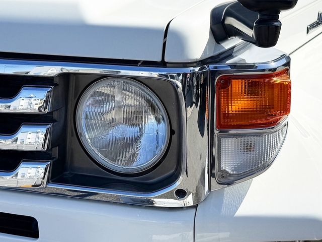 TOYOTA LANDCRUISER VAN 2002 Image 31