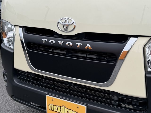 TOYOTA HIACE VAN 2WD 2023 Image 31