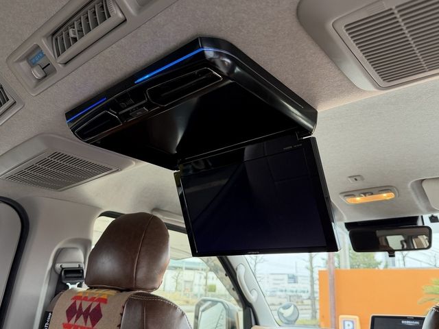 TOYOTA HIACE VAN 2WD 2023 Image 31