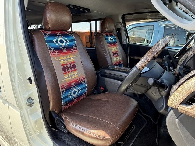 TOYOTA HIACE VAN 2WD 2023 Image 31