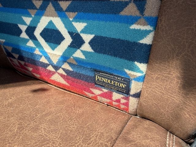 TOYOTA HIACE VAN 2WD 2023 Image 31