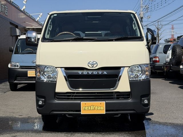 TOYOTA HIACE VAN 2WD 2023 Image 31