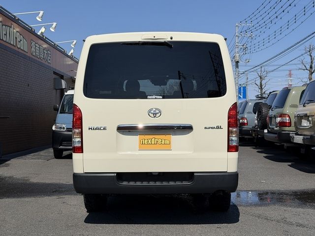 TOYOTA HIACE VAN 2WD 2023 Image 31