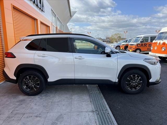 TOYOTA COROLLA CROSS HYBRID 2022 Image 31