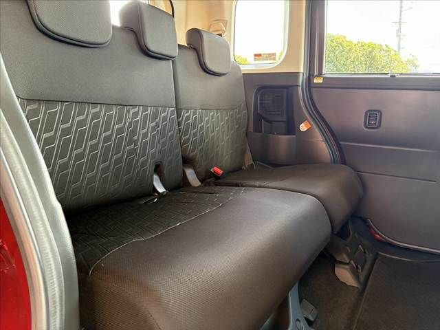 TOYOTA TANK 2017 Image 31