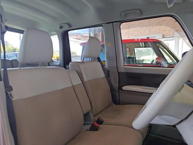 DAIHATSU TANTO 2019 Image 31