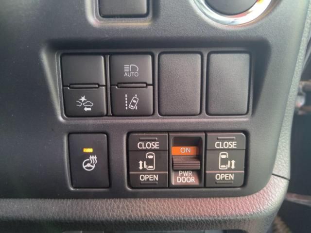 TOYOTA ESQUIRE 2019 Image 31