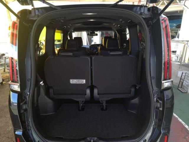 TOYOTA ESQUIRE 2019 Image 31