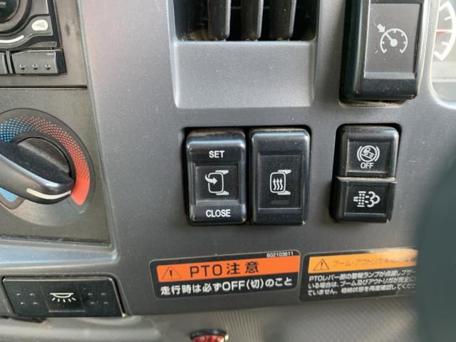 ISUZU FORWARD 2012 Image 31