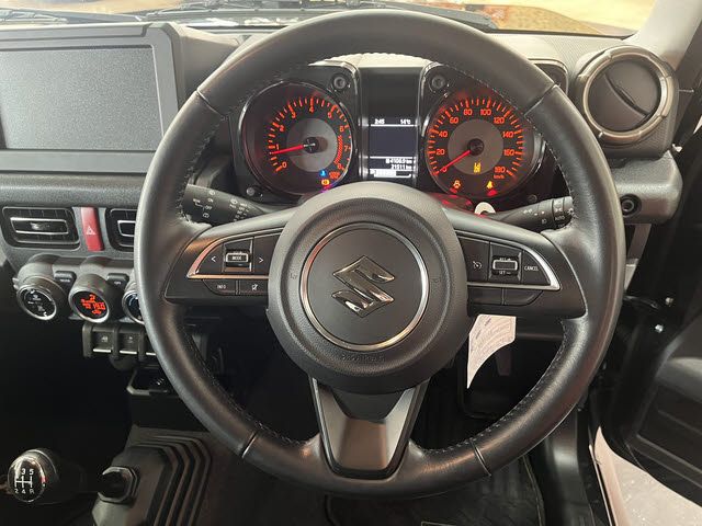 SUZUKI JIMNY SIERRA 2020 Image 31