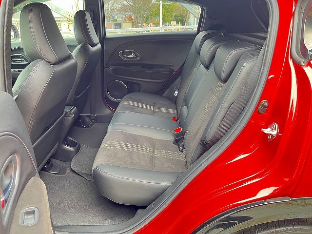 HONDA VEZEL HYBRID 2019 Image 31