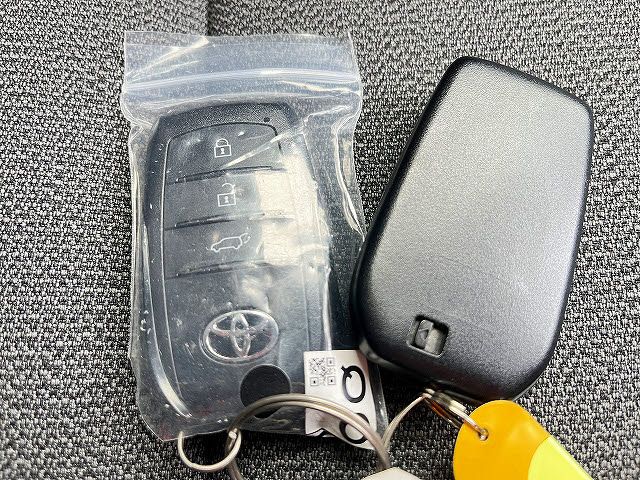 TOYOTA COROLLA CROSS HYBRID 2023 Image 31