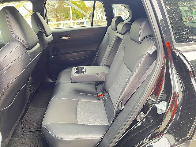 TOYOTA COROLLA CROSS HYBRID 2023 Image 31