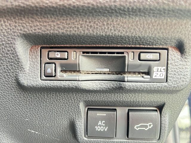 TOYOTA COROLLA CROSS HYBRID 2023 Image 31