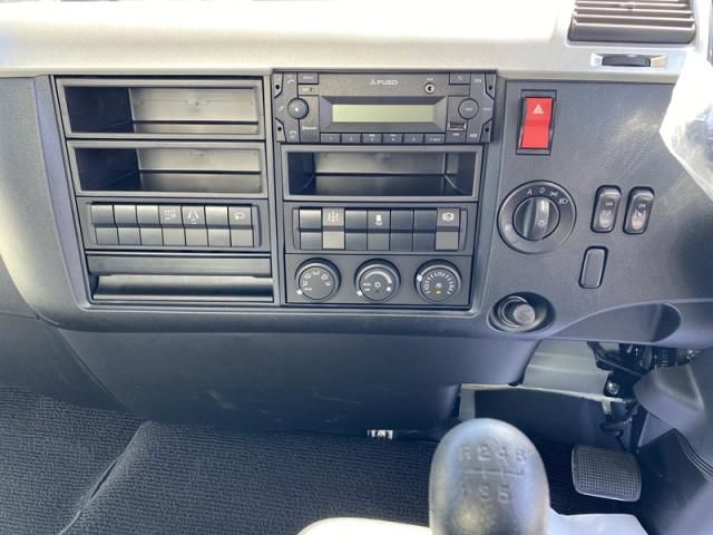 MITSUBISHI FUSOU FIGHTER 2025 Image 31