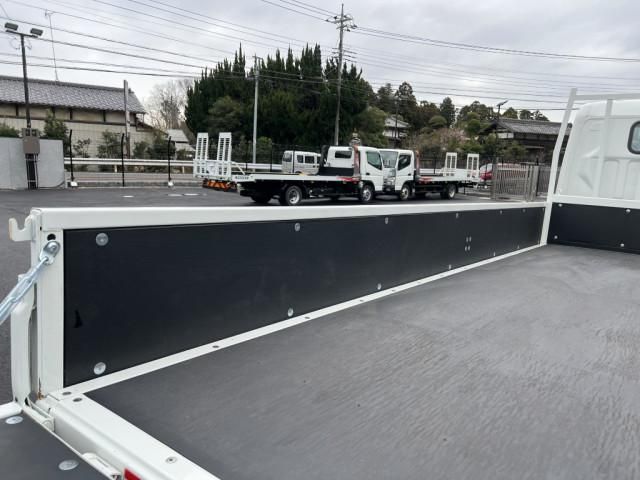 MITSUBISHI CANTER 2024 Image 31