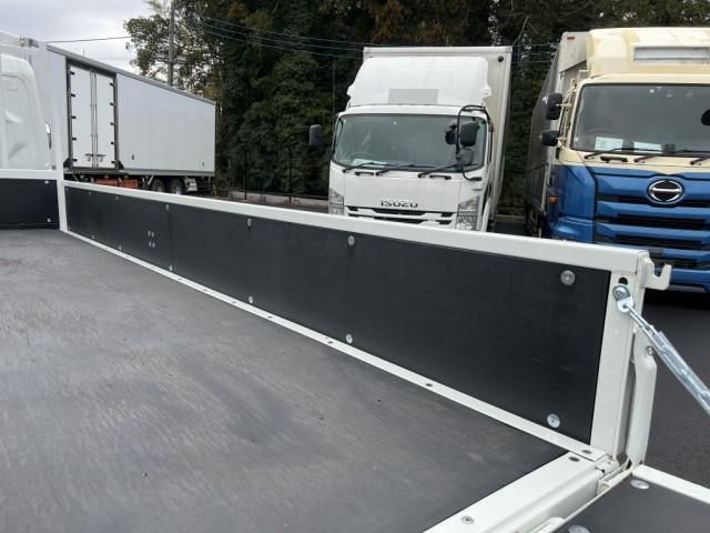 MITSUBISHI CANTER 2024 Image 31