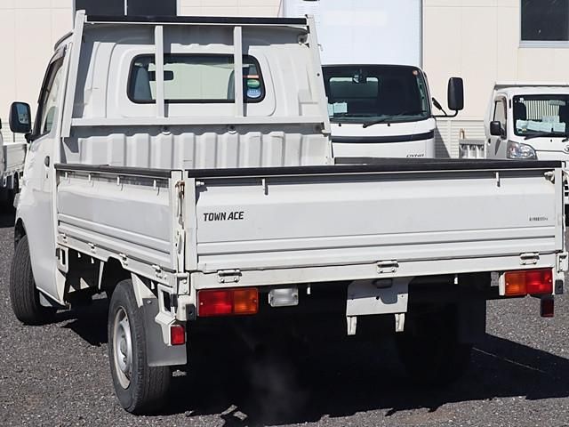 TOYOTA TOWNACE TRUCK 2WD 2017 Image 31