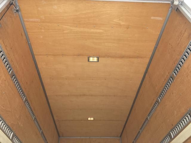 ISUZU ELF 2012 Image 31