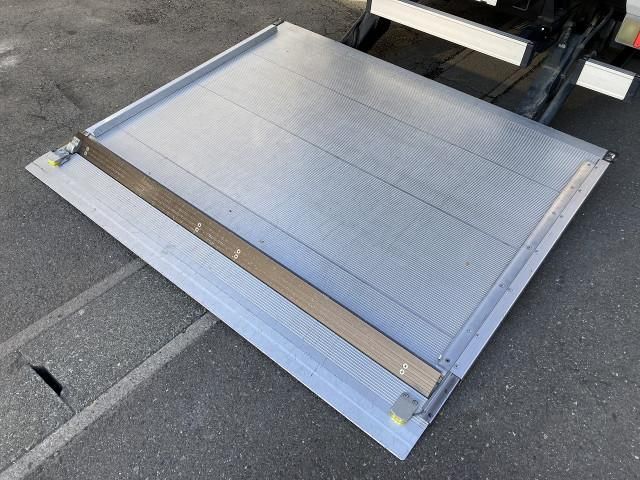 ISUZU ELF 2015 Image 31