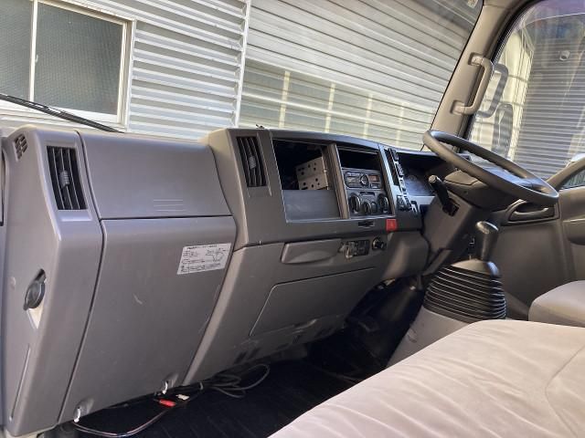 ISUZU ELF 2015 Image 31