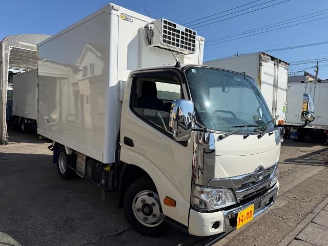 HINO DUTRO 2019 Image 31