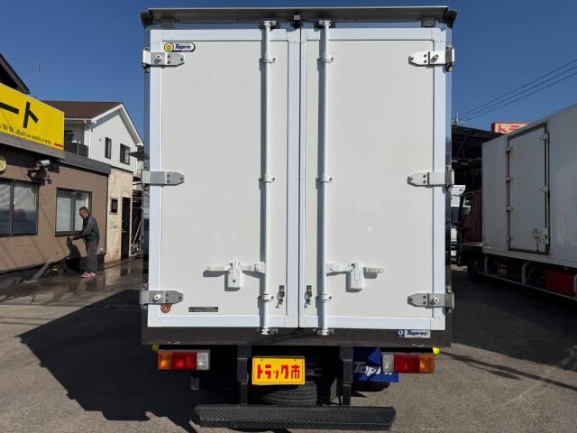 HINO DUTRO 2019 Image 31