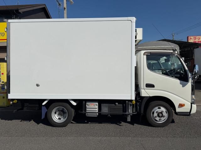 HINO DUTRO 2019 Image 31