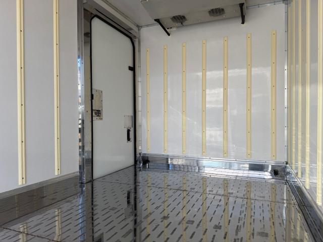 HINO DUTRO 2019 Image 31