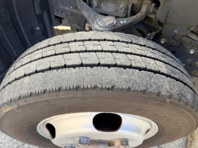 HINO DUTRO 2019 Image 31