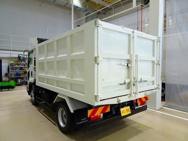 ISUZU FORWARD 2016 Image 31