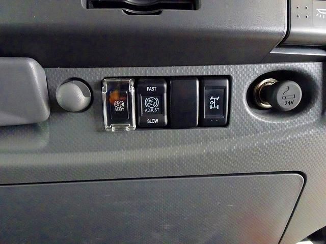 ISUZU FORWARD 2016 Image 31