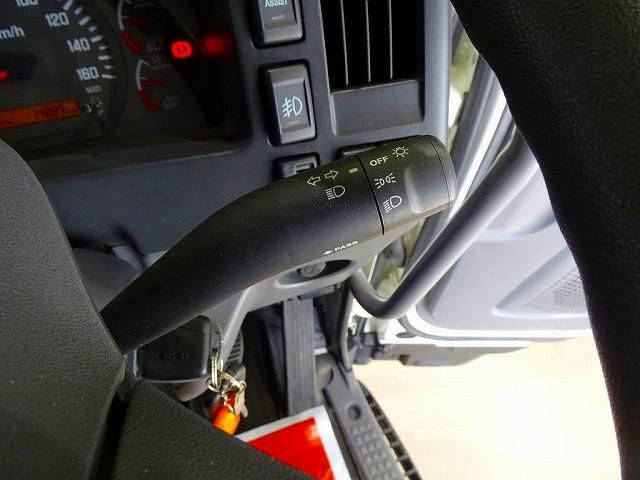 ISUZU FORWARD 2016 Image 31