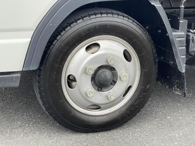 MITSUBISHI CANTER 2018 Image 31