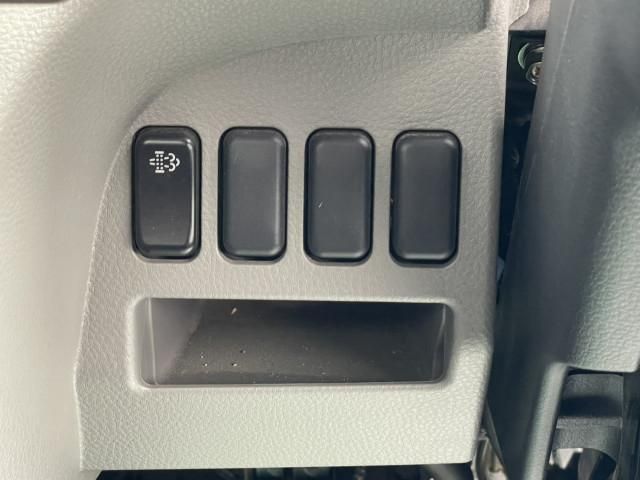 MITSUBISHI CANTER 2018 Image 31