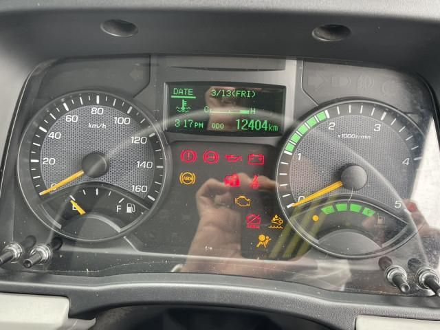 MITSUBISHI CANTER 2018 Image 31